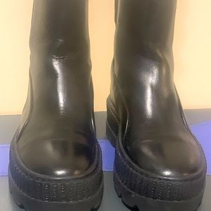 Ladies or girls Fenty Puma boots
